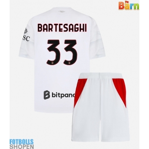 Billiga AC Milan Davide Bartesaghi #33 Bortatröja Barn 2026-27 Kortärmad (+ Korta byxor)